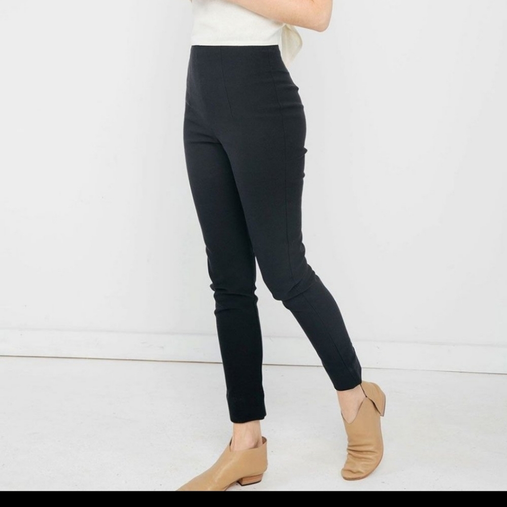 Elizabeth suzann Cecilia pant
